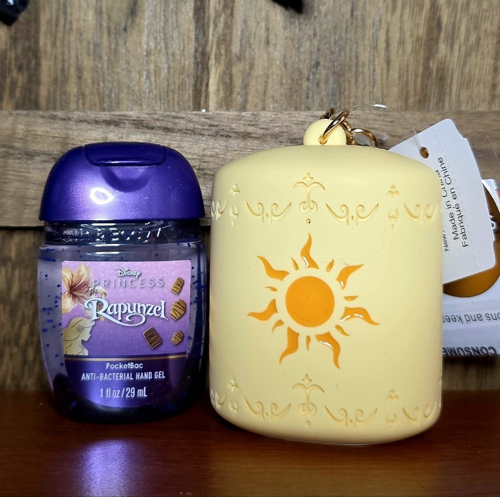B&BW Disney Rapunzel Light-Up Lantern Pocketbac Holder & Sanitizer Refill Set